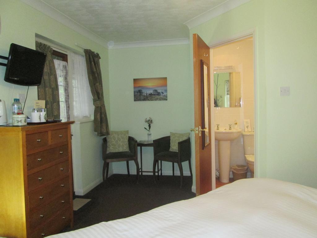 Crossways House Bed And Breakfast East Cowes Habitación foto